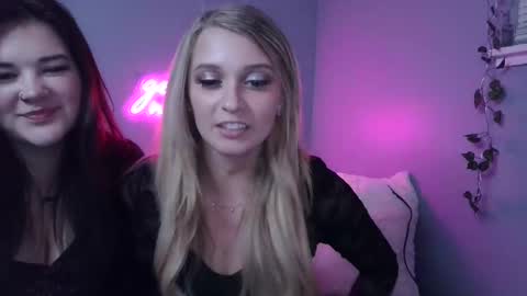 Blonde Stella online show from 19, 1, 2025