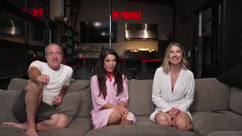 blondefoxsilverfox online show from 15, 9, 2025