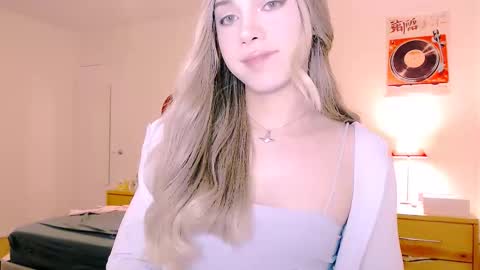 Snapshot of blondetwinkcum19 chatting on 16, 1, 2026 zoey madisson 3 online show from 16, 1, 2026