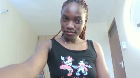 Snapshot of blondie_bebe chatting on 18, 11, 2025 Bebes online show from 18, 11, 2025