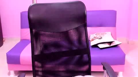 Snapshot of blondie_dirty_squirt chatting on 10, 2, 2026 blondie_dirty_squirt online show from 10, 2, 2026