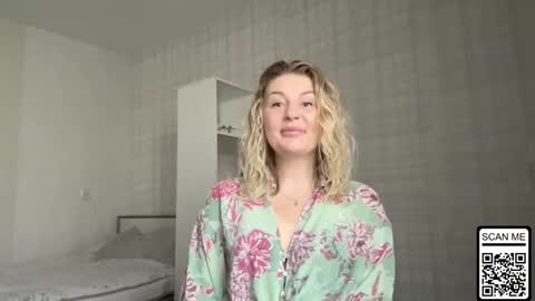 blondie_xoxoxo online show from 17, 3, 2026