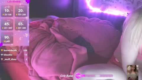 Snapshot of blondiebubblebooty chatting on 5, 10, 2025 Bubbles online show from 5, 10, 2025