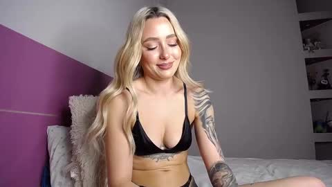 Anna online show from 30, 1, 2025