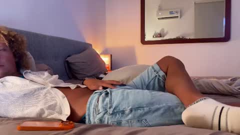 Snapshot of blondncurly chatting on 16, 7, 2026 Blond and curly online show from 16, 7, 2026