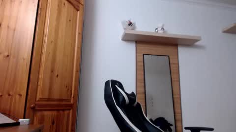 Snapshot of blondyelena chatting on 22, 2, 2025 blondyelena online show from 22, 2, 2025