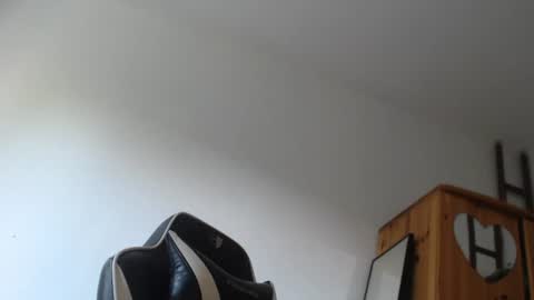 Snapshot of blondyelena chatting on 18, 6, 2026 blondyelena online show from 18, 6, 2026
