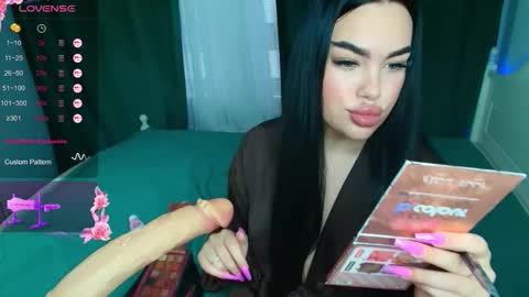 Snapshot of blowjob_queeny chatting on 25, 10, 2025 Welcome guysMy name KatePVT its Open online show from 25, 10, 2025