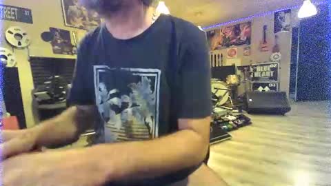 blue73524833 online show from 15, 4, 2026