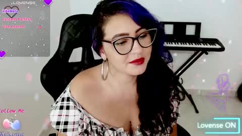 susan  online show from 23, 11, 2025