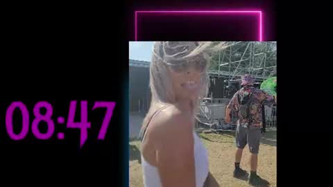 blue-eyed-foxxxxy online show from 2, 8, 2026