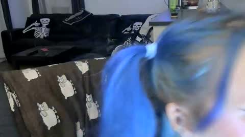 blue_starr_official online show from 14, 12, 2025