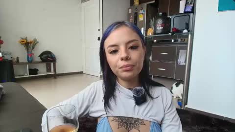 Snapshot of blue_tatuu1 chatting on 15, 1, 2026 Alice bleu for friends online show from 15, 1, 2026