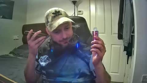 bluebirdflame1 online show from 18, 2, 2025