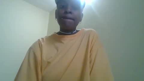 Snapshot of bluedi622952 chatting on 3, 3, 2026 Tee online show from 3, 3, 2026