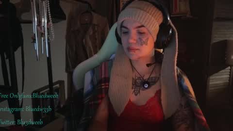 Blue online show from 15, 2, 2025