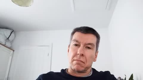 blueeyesteele online show from 2, 12, 2025