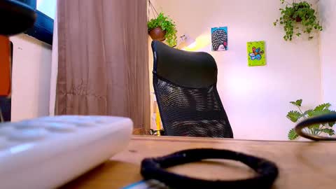 FLORAA online show from 27, 2, 2026