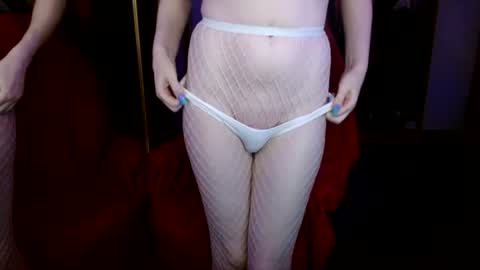 Snapshot of bluerose98 chatting on 12, 7, 2026 Bluerose online show from 12, 7, 2026