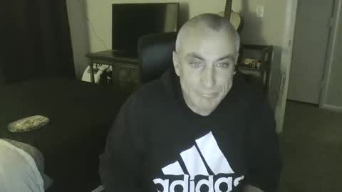 blueyesforyou2nit online show from 28, 2, 2025