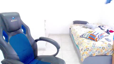 Snapshot of blumbum chatting on 26, 11, 2025 Hey guysI am BrendaWelcome my room online show from 26, 11, 2025