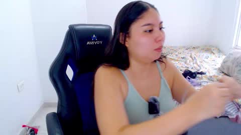 Snapshot of blumbum chatting on 1, 2, 2026 Hey guysI am BrendaWelcome my room online show from 1, 2, 2026