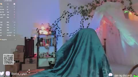 Snapshot of blushing_nymph chatting on 10, 1, 2025 Im Nym Justa nymph on twitter and IG online show from 10, 1, 2025
