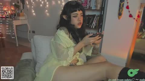 Snapshot of blushing_nymph chatting on 25, 2, 2025 Im Nym Justa nymph on twitter and IG online show from 25, 2, 2025