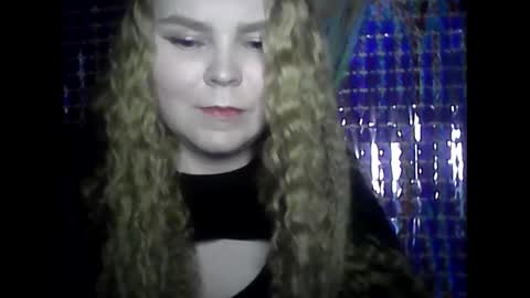 blushing_star online show from 24, 2, 2025