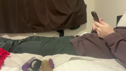 bmclovin_7 online show from 2, 1, 2025