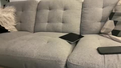 bmclovin_7 online show from 7, 3, 2025