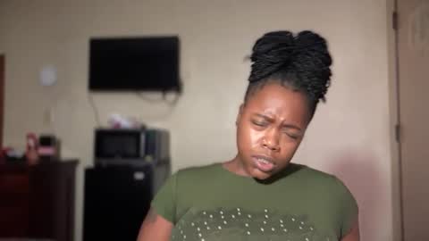       online show from 18, 9, 2025