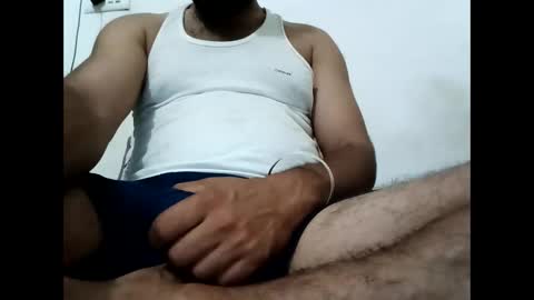 bobby_horny03 online show from 27, 4, 2026