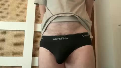 bobbybrownshoozz online show from 2, 3, 2026