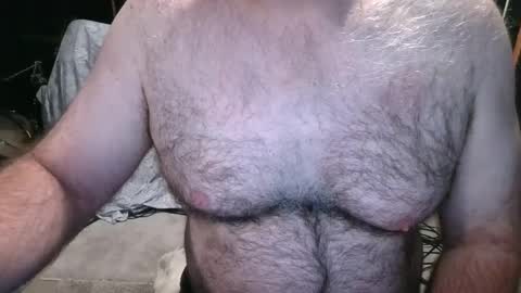 Snapshot of bobbyhill27b chatting on 2, 10, 2025 BobbyHill27b online show from 2, 10, 2025