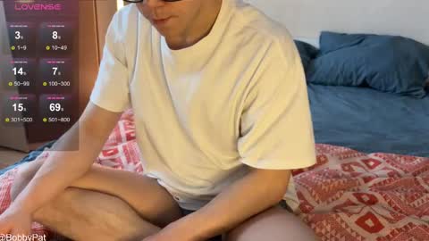 Snapshot of bobbypatterson_ chatting on 28, 1, 2025 BobbyPattersonPVT-OFFER online show from 28, 1, 2025