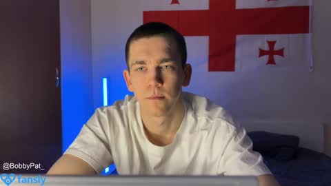 Snapshot of bobbypatterson_ chatting on 5, 3, 2025 BobbyPattersonPVT-OFFER online show from 5, 3, 2025