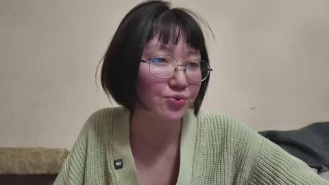 Yuko-chan online show from 13, 1, 2025