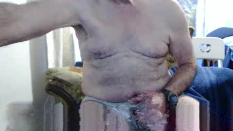 Snapshot of bolbil1 chatting on 22, 12, 2025 bolbil1 online show from 22, 12, 2025