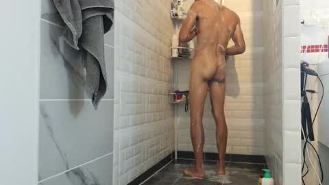 Snapshot of bomale89 chatting on 26, 9, 2025 bomale89 online show from 26, 9, 2025