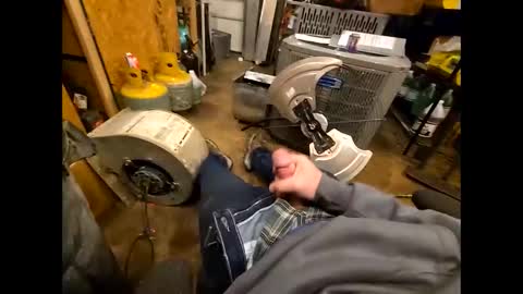 Snapshot of bombinshaman chatting on 4, 12, 2025 bombinshaman online show from 4, 12, 2025