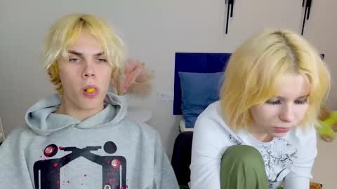 Snapshot of bonnie_and_c1yde chatting on 2, 10, 2025 Jessy Mark online show from 2, 10, 2025