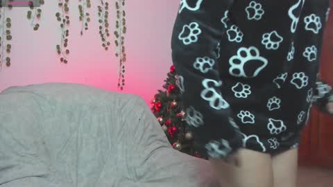 Snapshot of bonnie_moon_ chatting on 2, 1, 2025 Bonnie Help me reach 500 likes online show from 2, 1, 2025