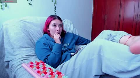 Snapshot of bonnie_moon_ chatting on 31, 1, 2025 Bonnie Help me reach 500 likes online show from 31, 1, 2025