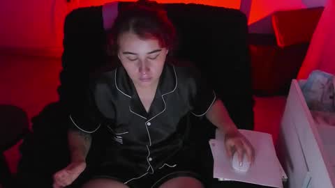 Snapshot of bonnie_moon_ chatting on 20, 10, 2025 Bonnie Help me reach 500 likes online show from 20, 10, 2025