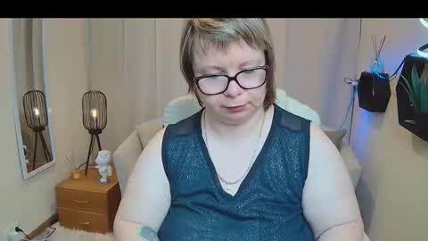bonnnyboobsy online show from 17, 5, 2026