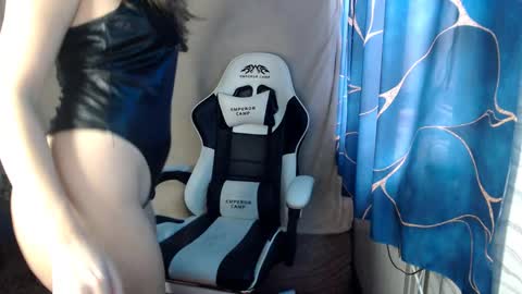 Snapshot of bonny_klyde95 chatting on 13, 12, 2024 bonny_klyde95 online show from 13, 12, 2024