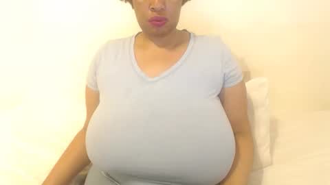 boobyqueen online show from 25, 9, 2025