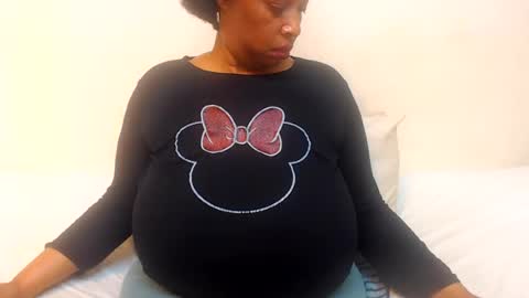 boobyqueen online show from 18, 6, 2026
