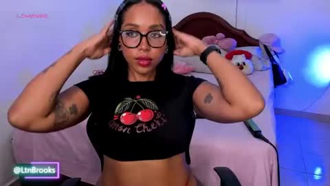 Snapshot of boonie_brooks chatting on 21, 7, 2026 Anna Brooks online show from 21, 7, 2026